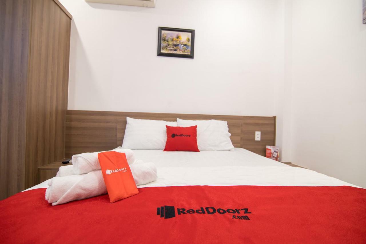 Reddoorz Plus Near Tan Dinh Market Ho-Chi-Minh-Stadt Exterior foto