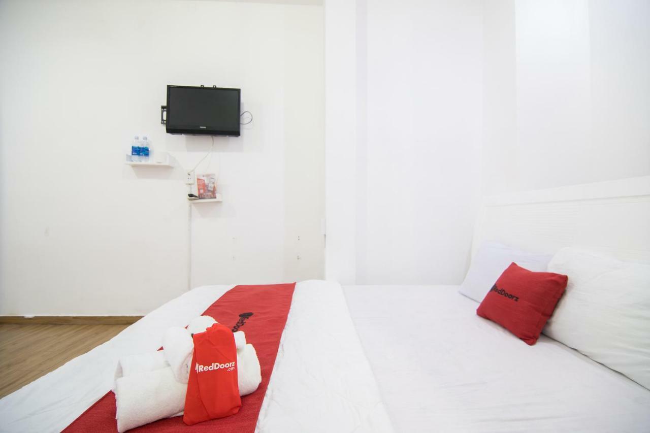 Reddoorz Plus Near Tan Dinh Market Ho-Chi-Minh-Stadt Exterior foto