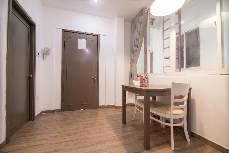 Reddoorz Plus Near Tan Dinh Market Ho-Chi-Minh-Stadt Exterior foto